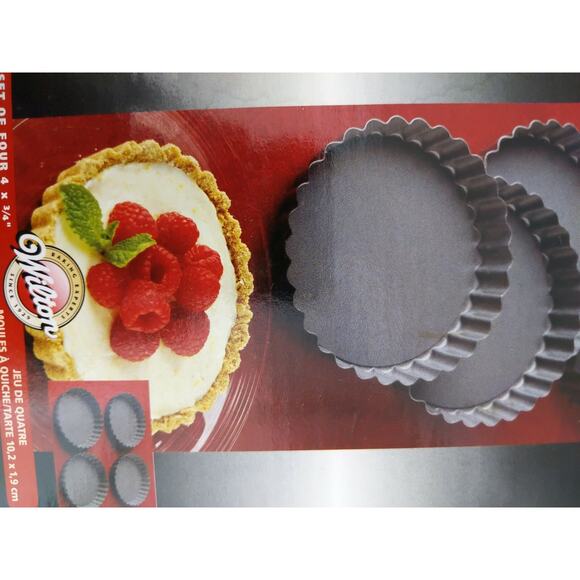 Set Of 4 Wilton Tart Quiche Pans 4" x 3/4" Fluted Edges Round Metal Bakeware0 - Picture 4 of 6